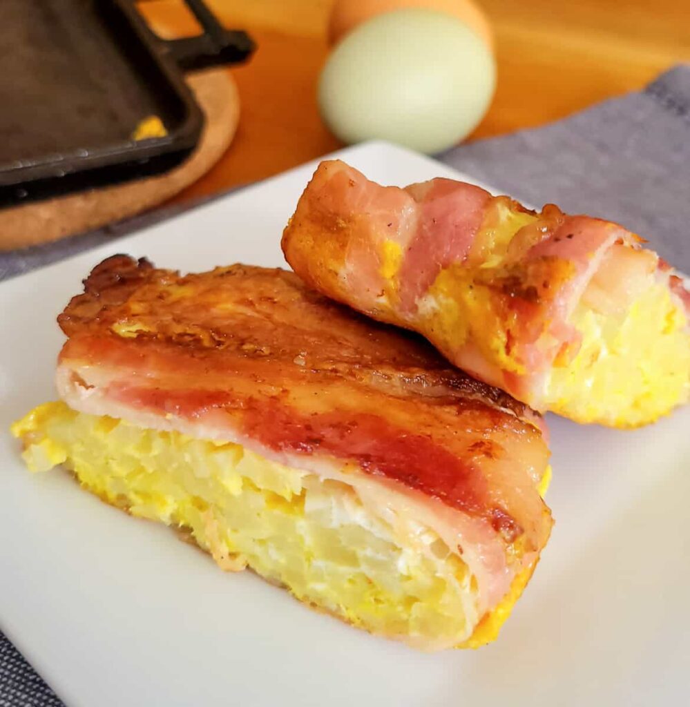 pie iron breakfast recipe with eggs bacon hashbrowns and cheese to make while camping