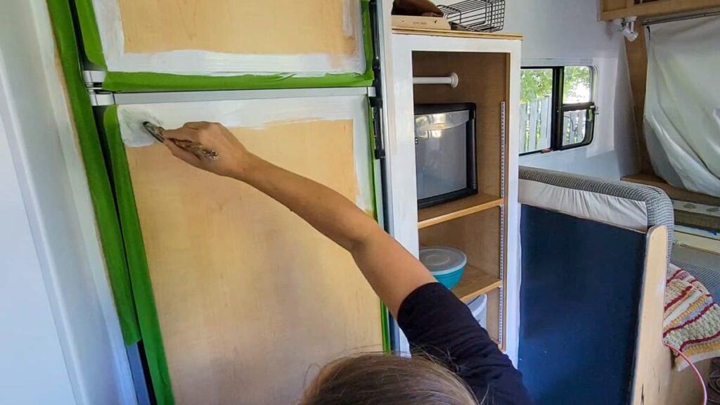 how to paint RV cabinets tips and tricks