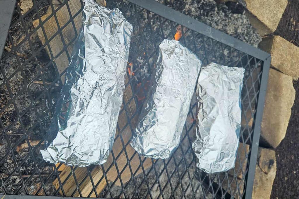how to cook foil packets  on campfire 