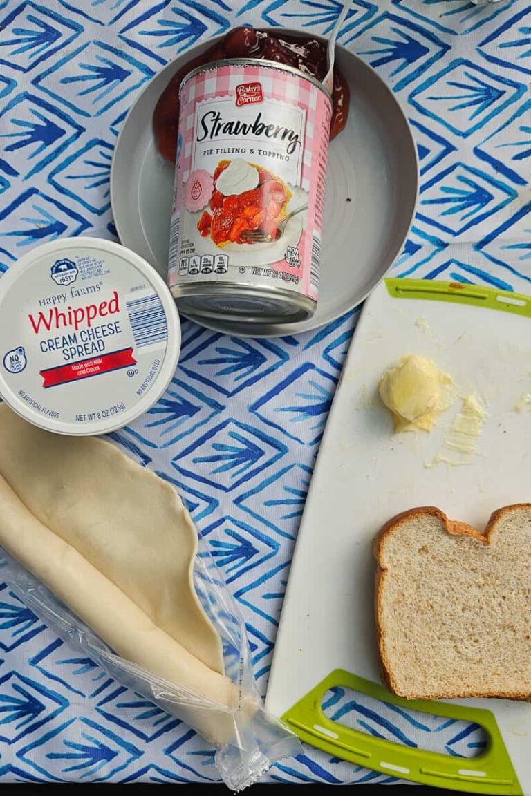 Strawberry Cheesecake Pie Iron Dessert Refresh Camping