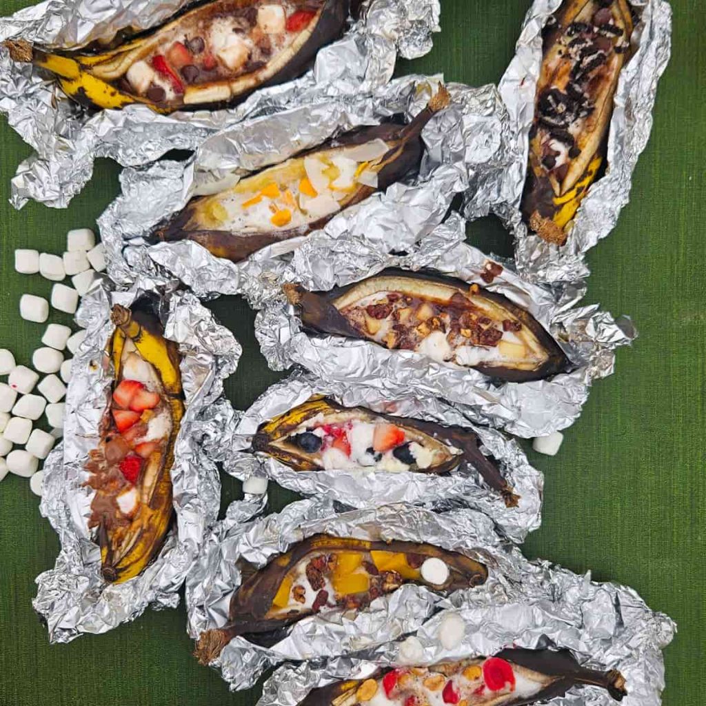 So many great ideas on different types of banana boats to cooking over the campfire or grill