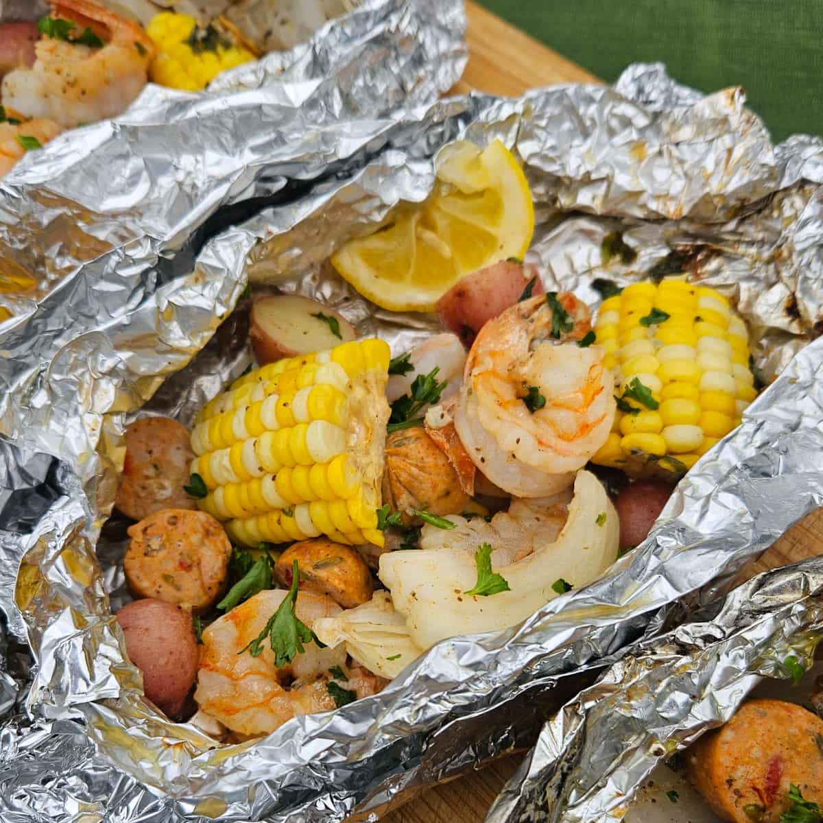 foil packet recipe with shrimp for campfire or grill